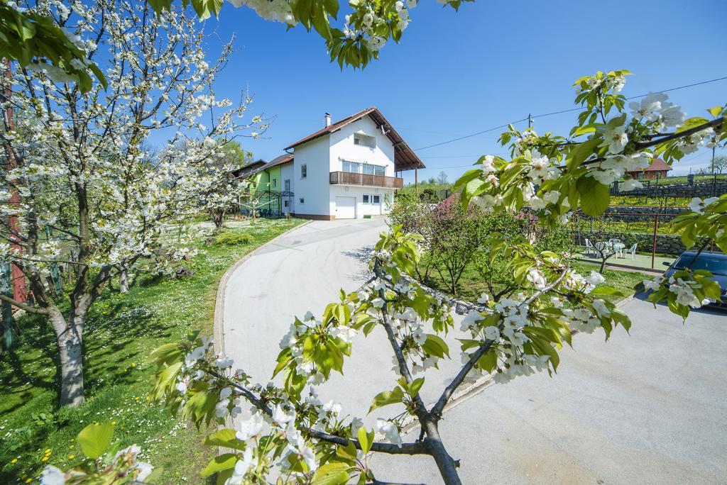 Apartment Bastaja Slunj Exterior photo